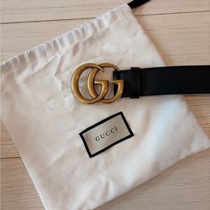 Gucci Wide Marmont Belt size 75 with Original box and Dust Bag